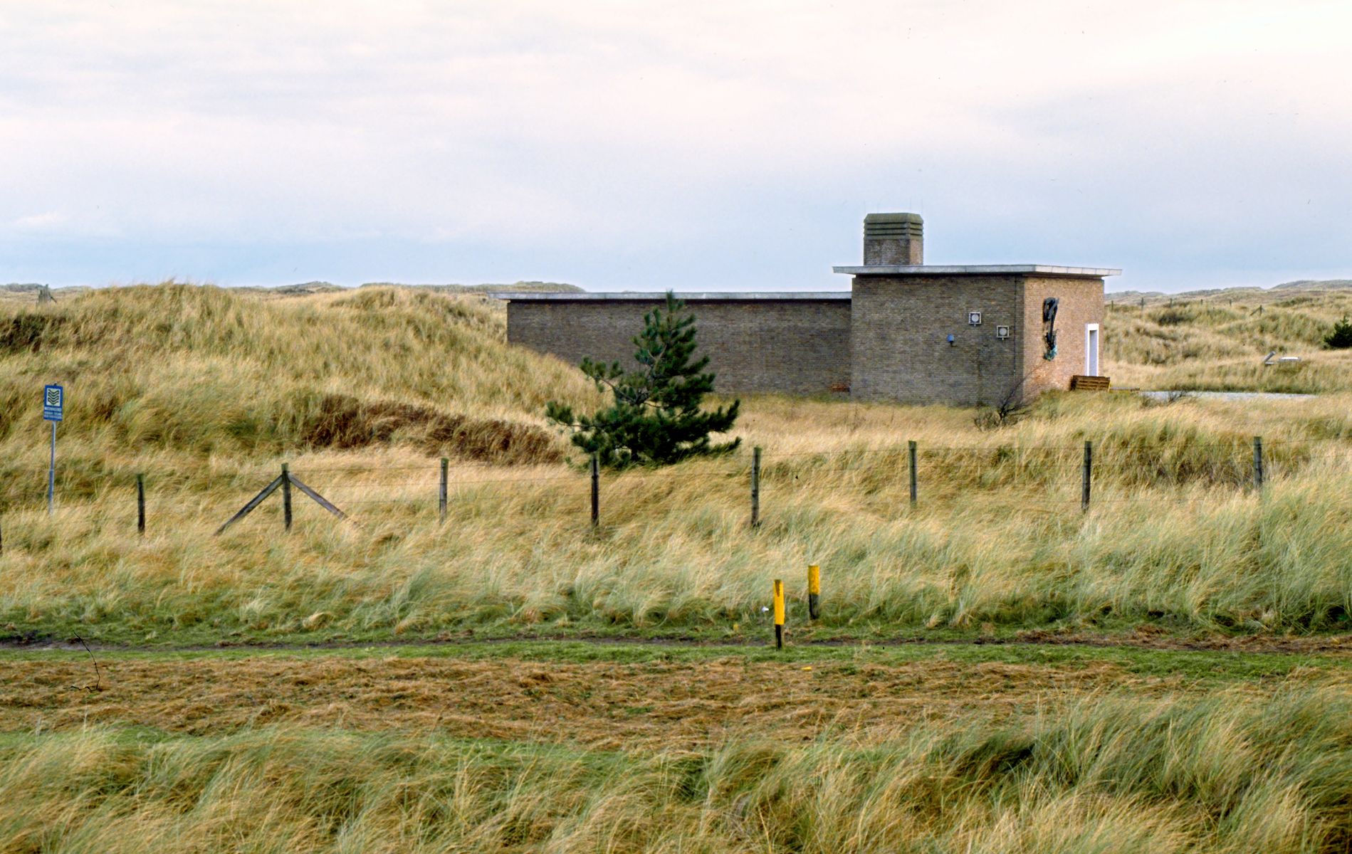 Pompstation voor de waterleiding op Ameland | © Johan Krol, archief Natuurcentrum Ameland