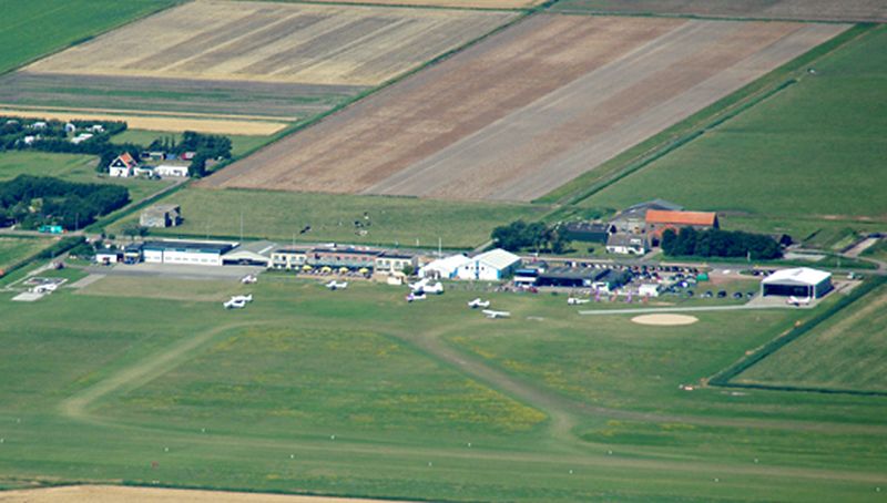 Vliegveld temidden de polders | © Ecomare