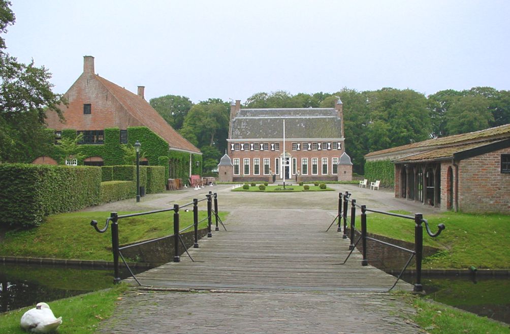 Menkemaborg | © Wim Bouwland, www.bouwland.org